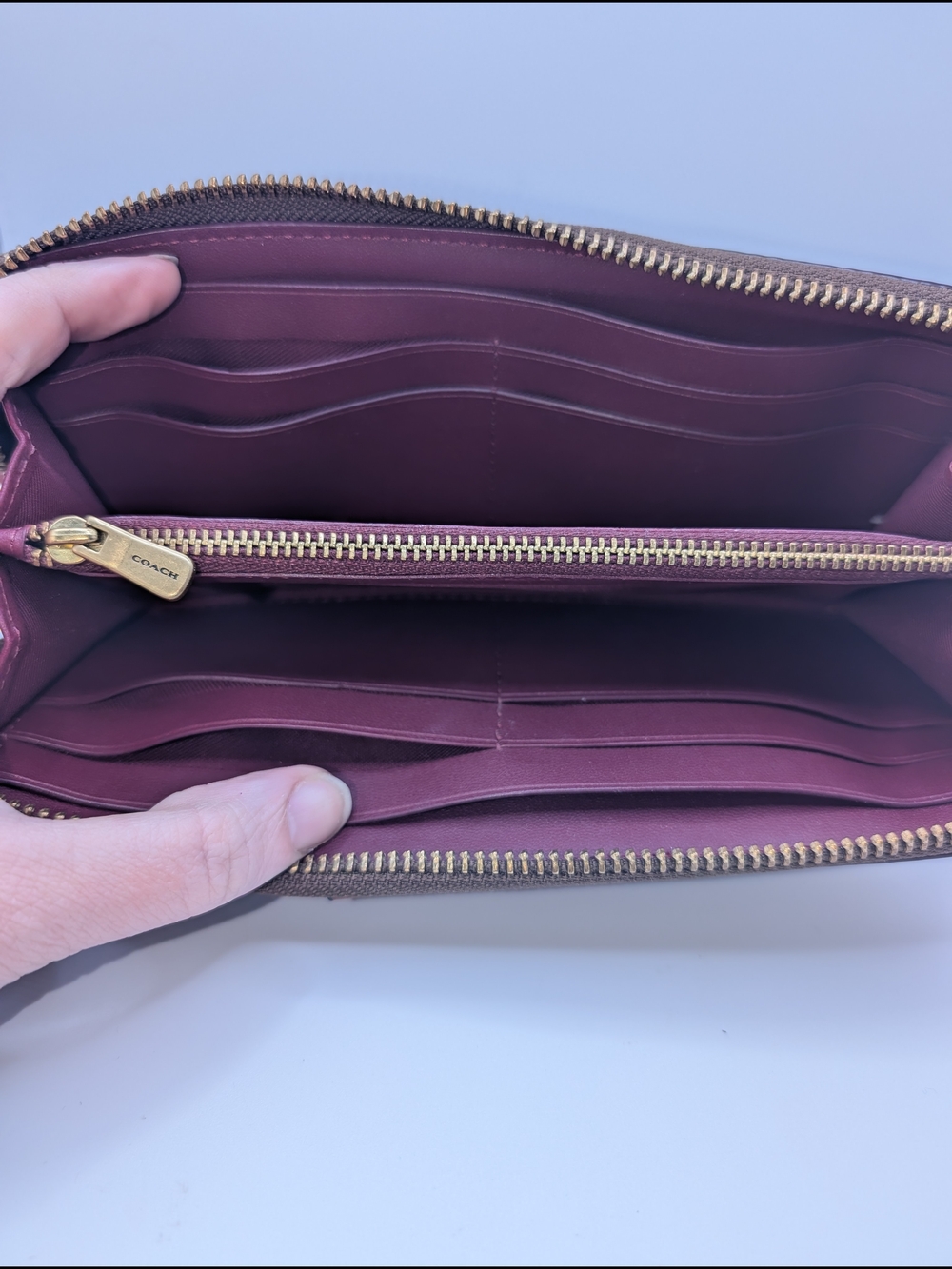 Coach Signature Accordion Wallet - Picture 2 of 7